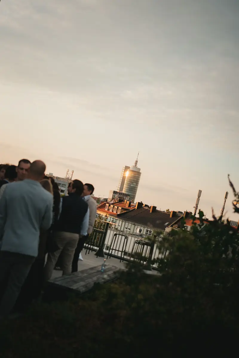 Sommerfest in der Abenddämmerung
